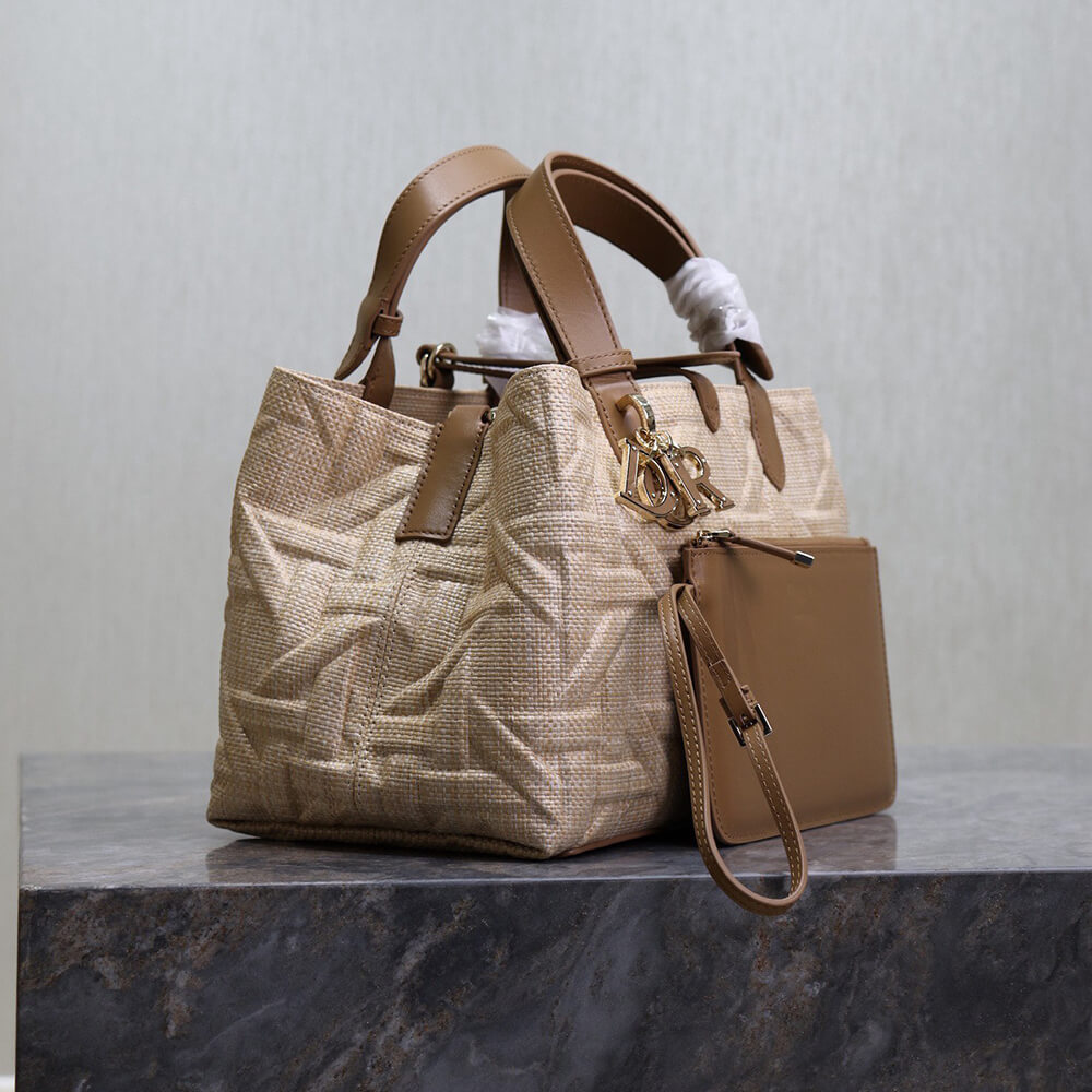 medium D*or toujours bag