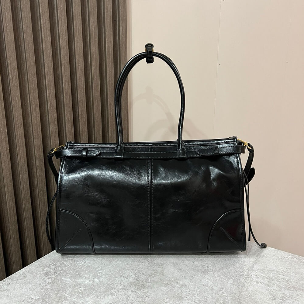 Pra*a large leather handbag(high-end grade)