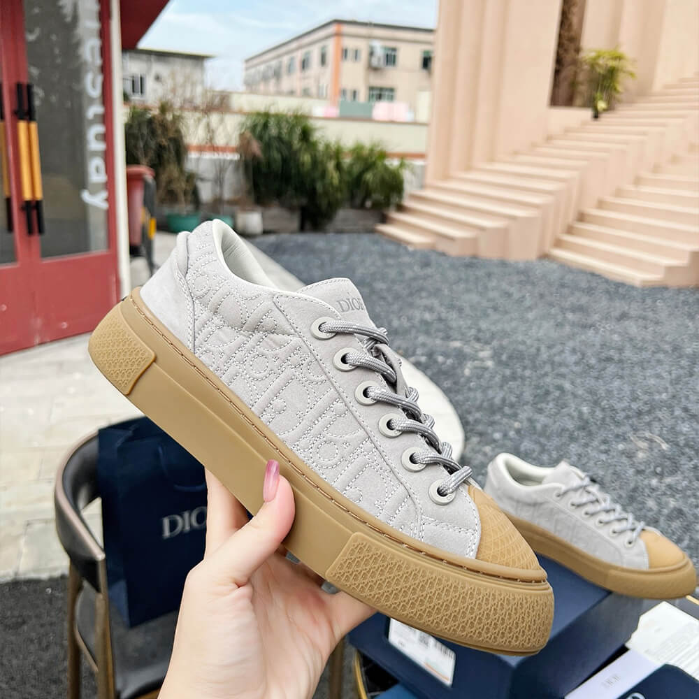 D*or b33 sneaker