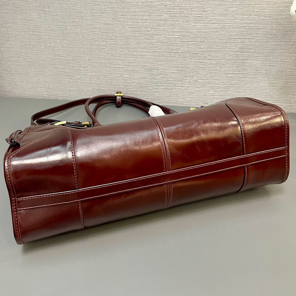 Pra*a large leather handbag(high-end grade)