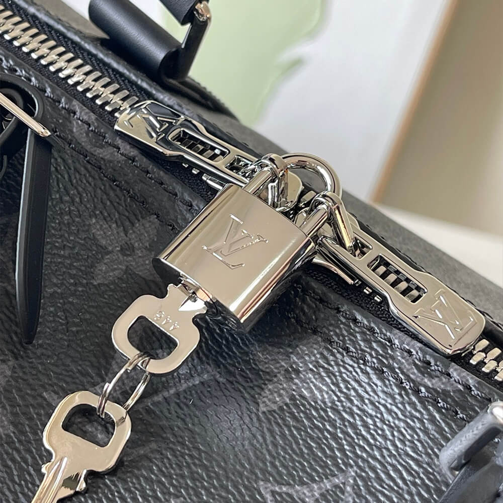 LV Keepall Bandouliere 55
