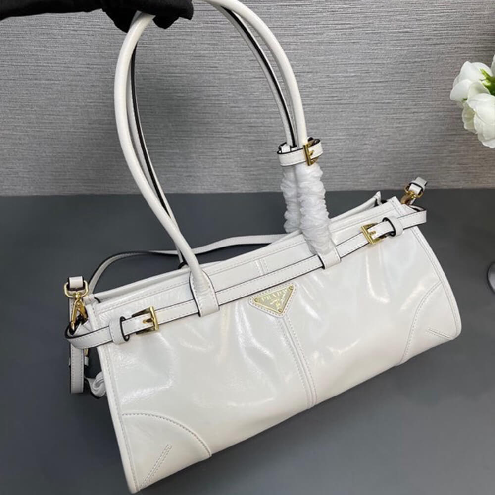 Pra*a medium leather handbag(high-end grade)