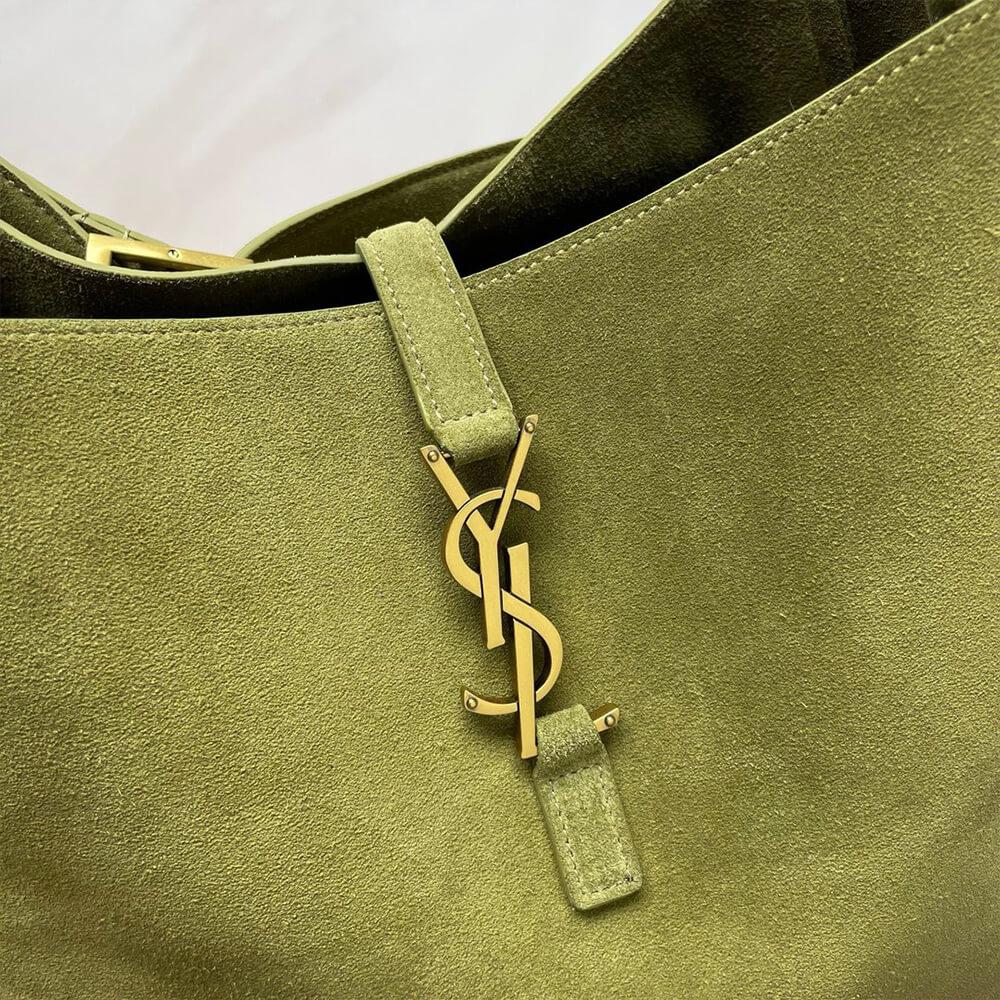 ysl le 5 À 7 S*pple suede large