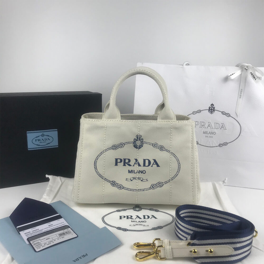 Pra*a canapa bag