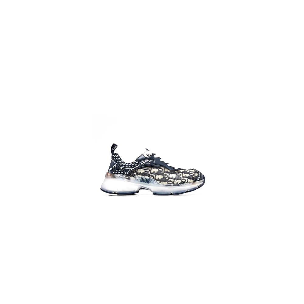 ch**an D*or vibe sneaker