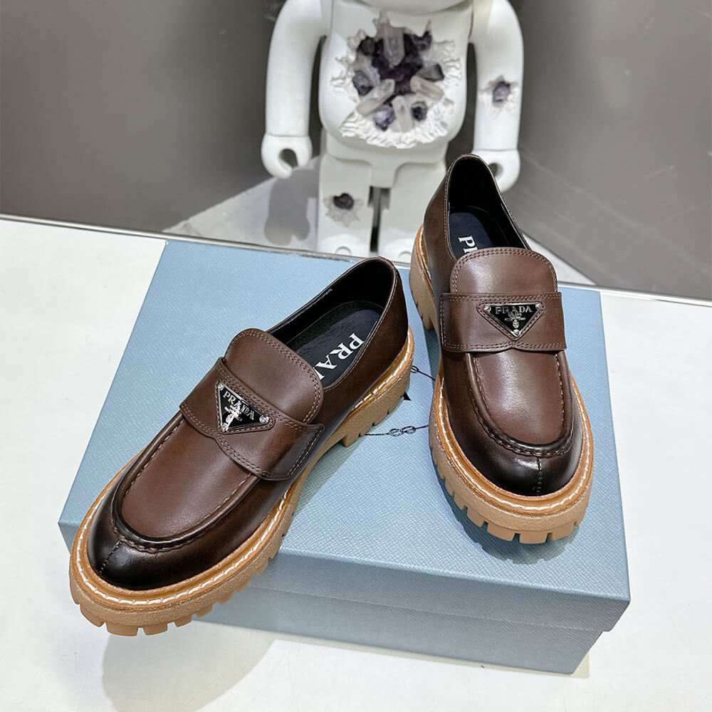Pra*a leather loafers
