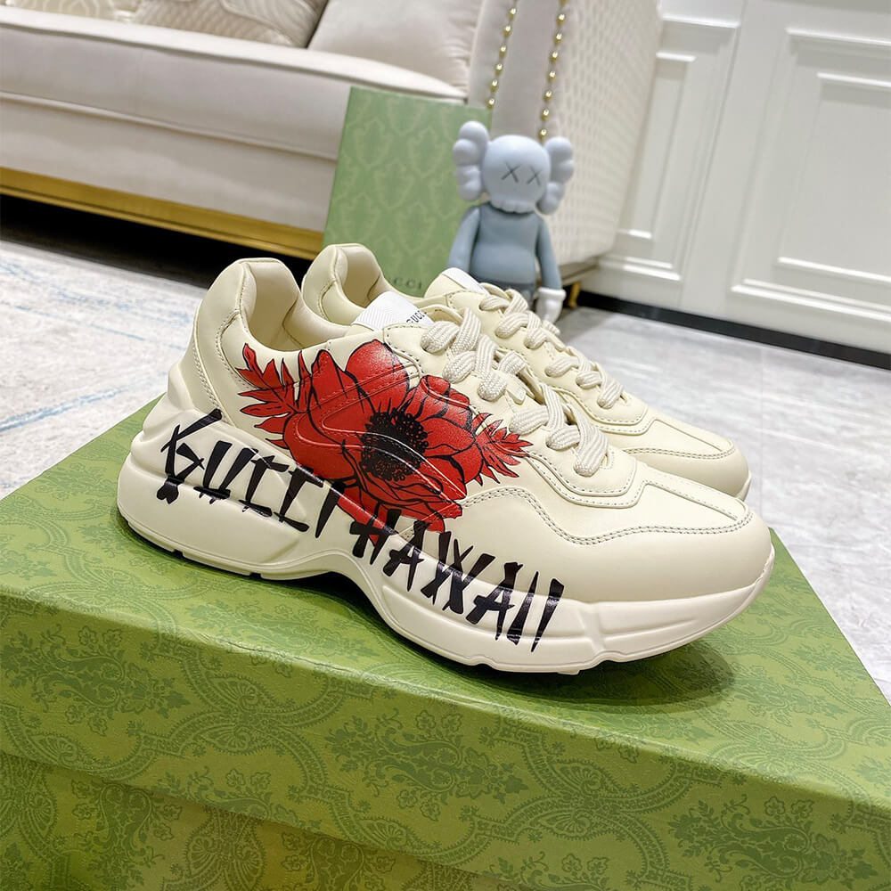 G*u*i rhyton hawaii print sneaker