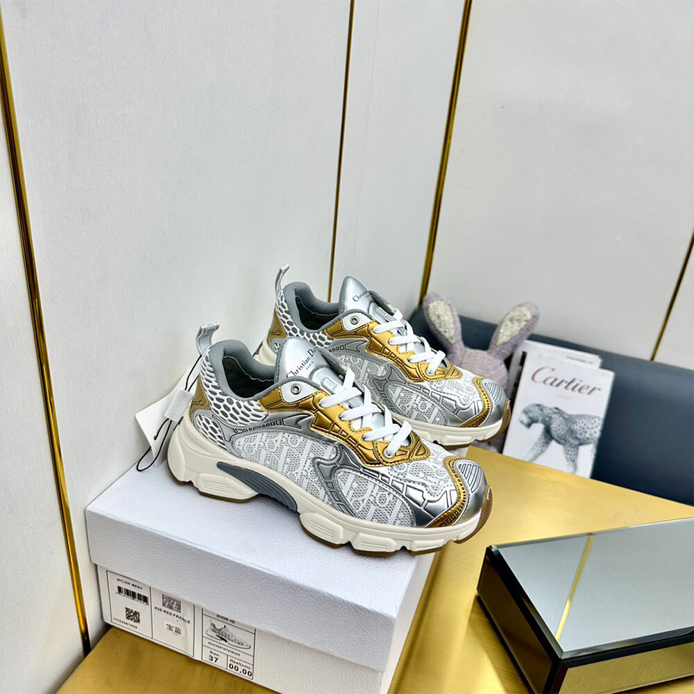 ch**an D*or vibe sneaker