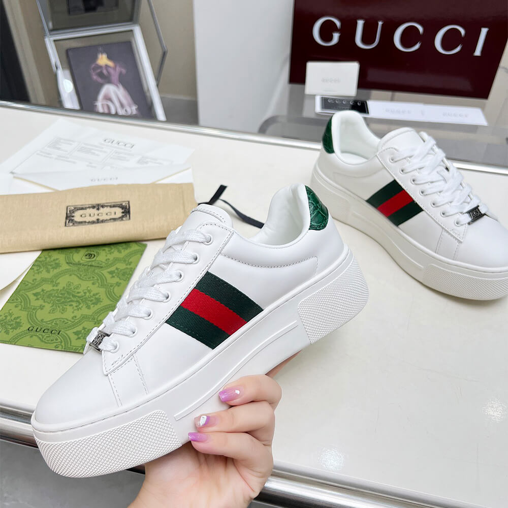 women’s G*u*i ace sneaker