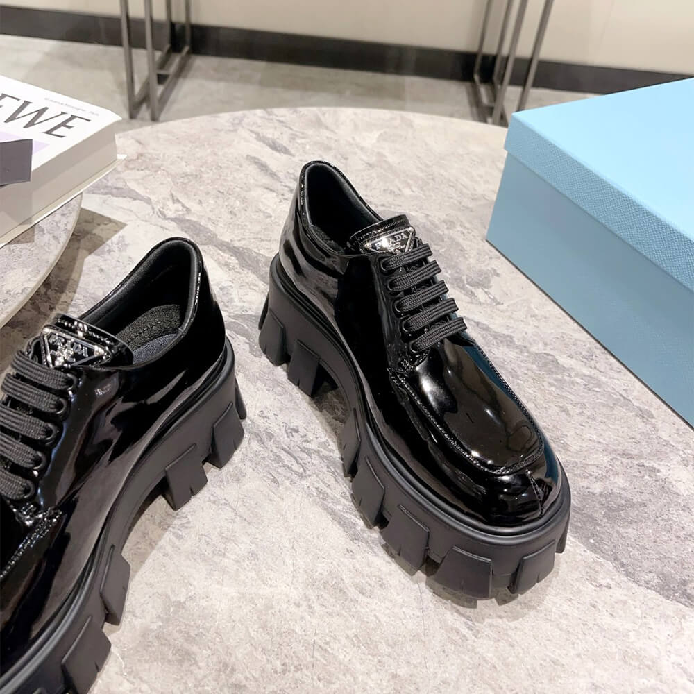 Pra*a monolith patent leather lace-up shoes